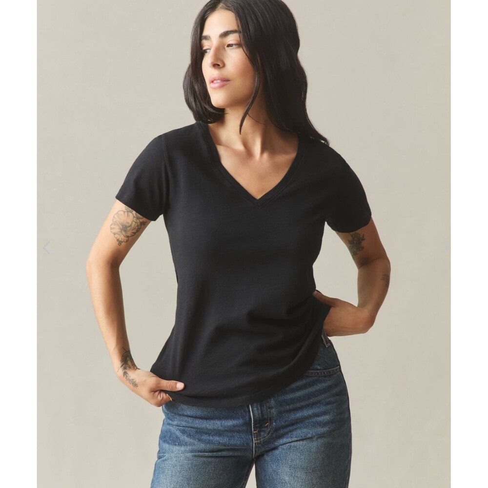 American Giant T-Shirt Womens Small Black V-Neck Slub Knit Tee USA Cotton NEW